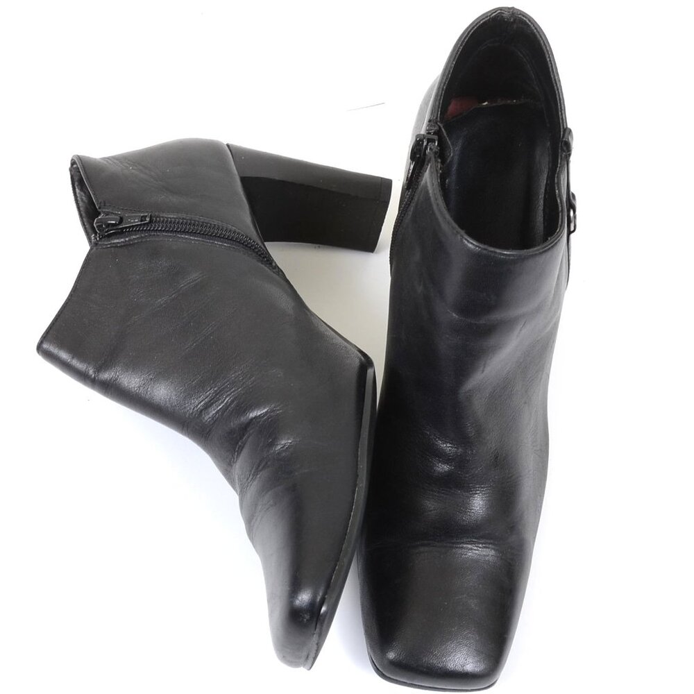 Karen Scott Wyndam Women’s 8.5 Leather Ankle Bootie Heels Business Office Moto